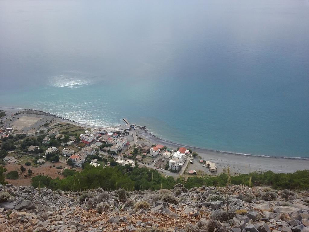 Gigilos 2*